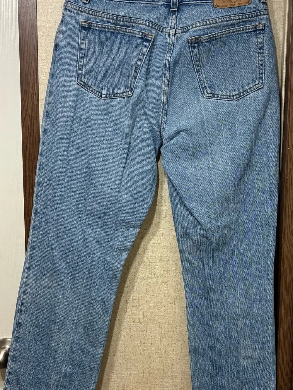 Women's Straight Light Blue Denim Jeans